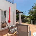 Casa Cinquenta E Um Feriehus *