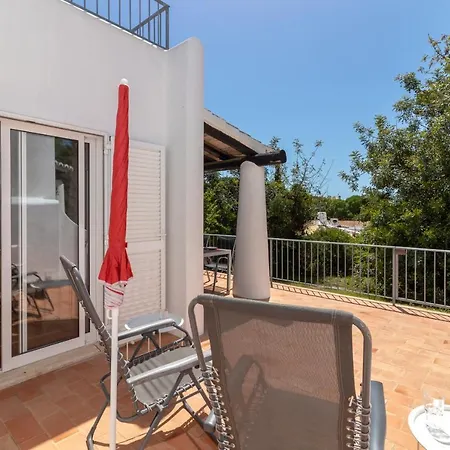 Casa Cinquenta E Um Ferienhaus *